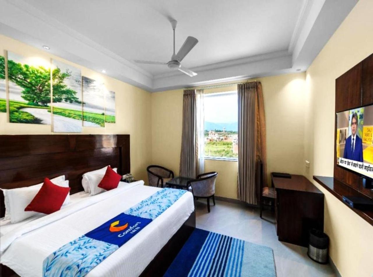 Inde Reva Resort Rishikesh Rishīkesh Esterno foto